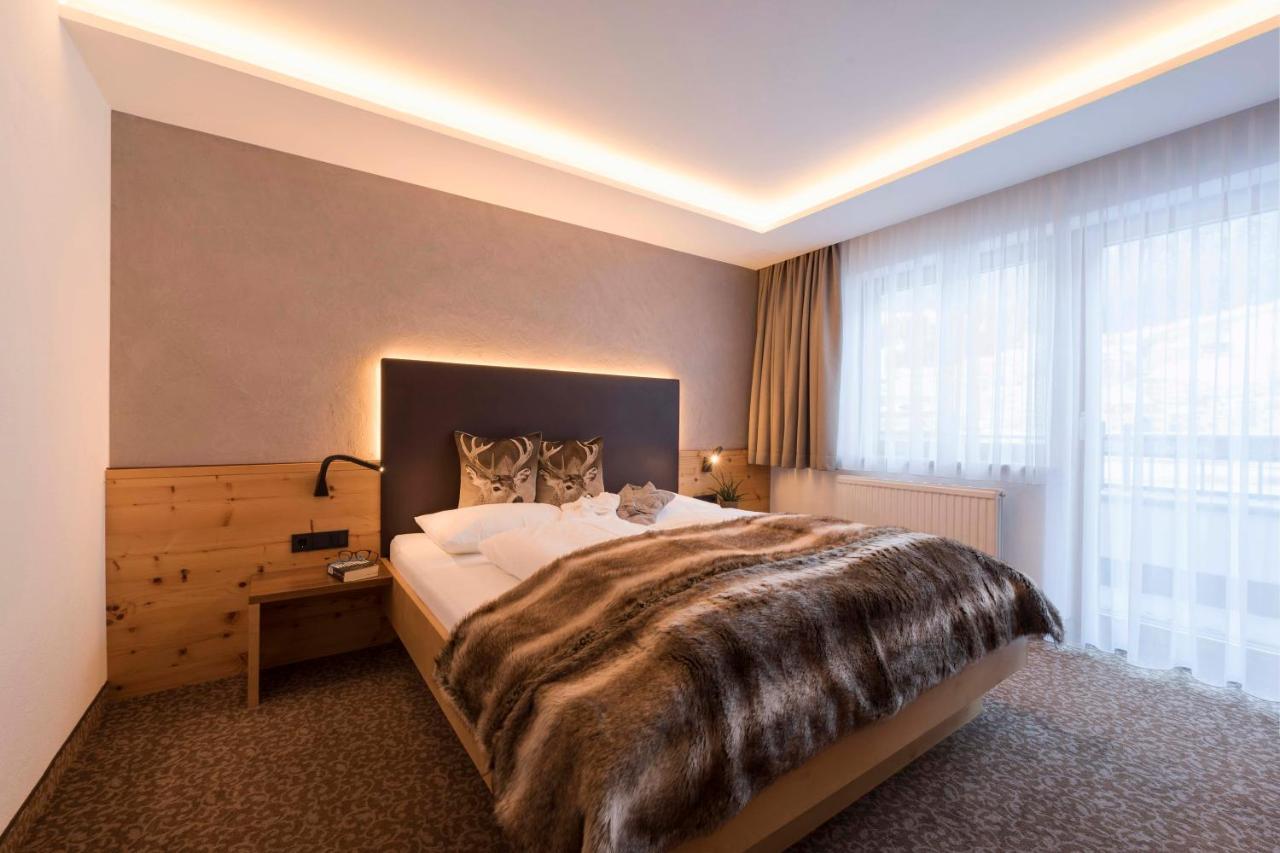 Hotel Garni Mirabell Ischgl Exterior foto