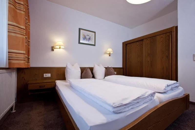 Hotel Garni Mirabell Ischgl Exterior foto